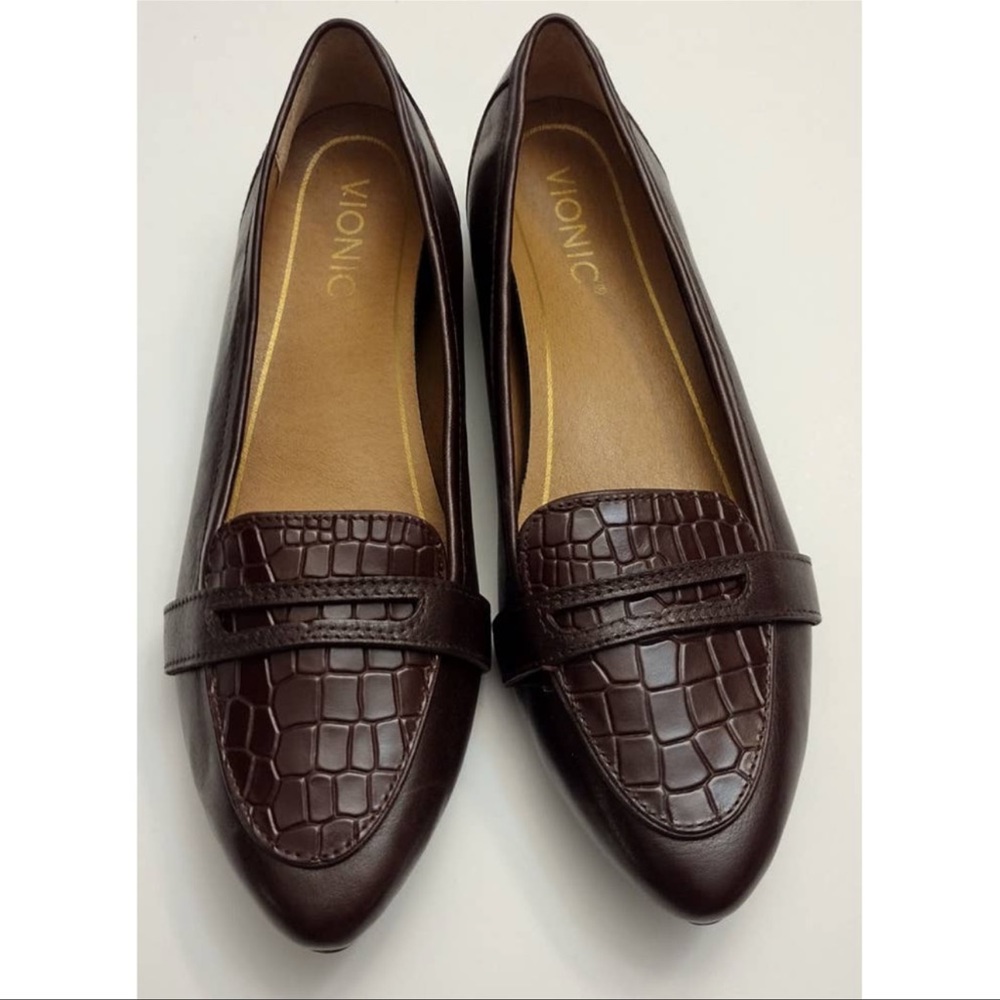 Vionic Gem Savannah Leather Flats Wine Size 7
